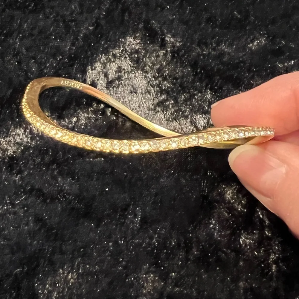 J.CREW GOLD WAVY PAVE CRYSTAL BRACELET EUC